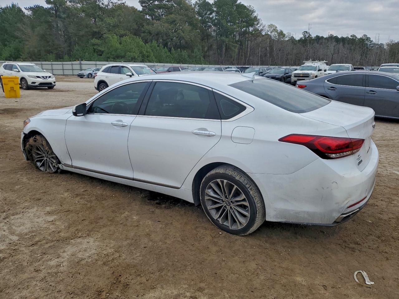 2015 HYUNDAI GENESIS 3.8L photo 2