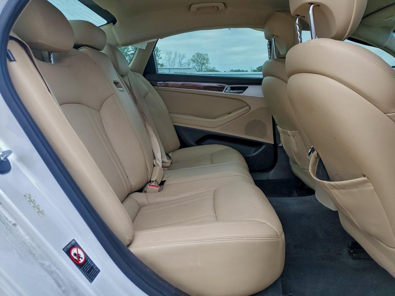 2015 HYUNDAI GENESIS 3.8L photo 10