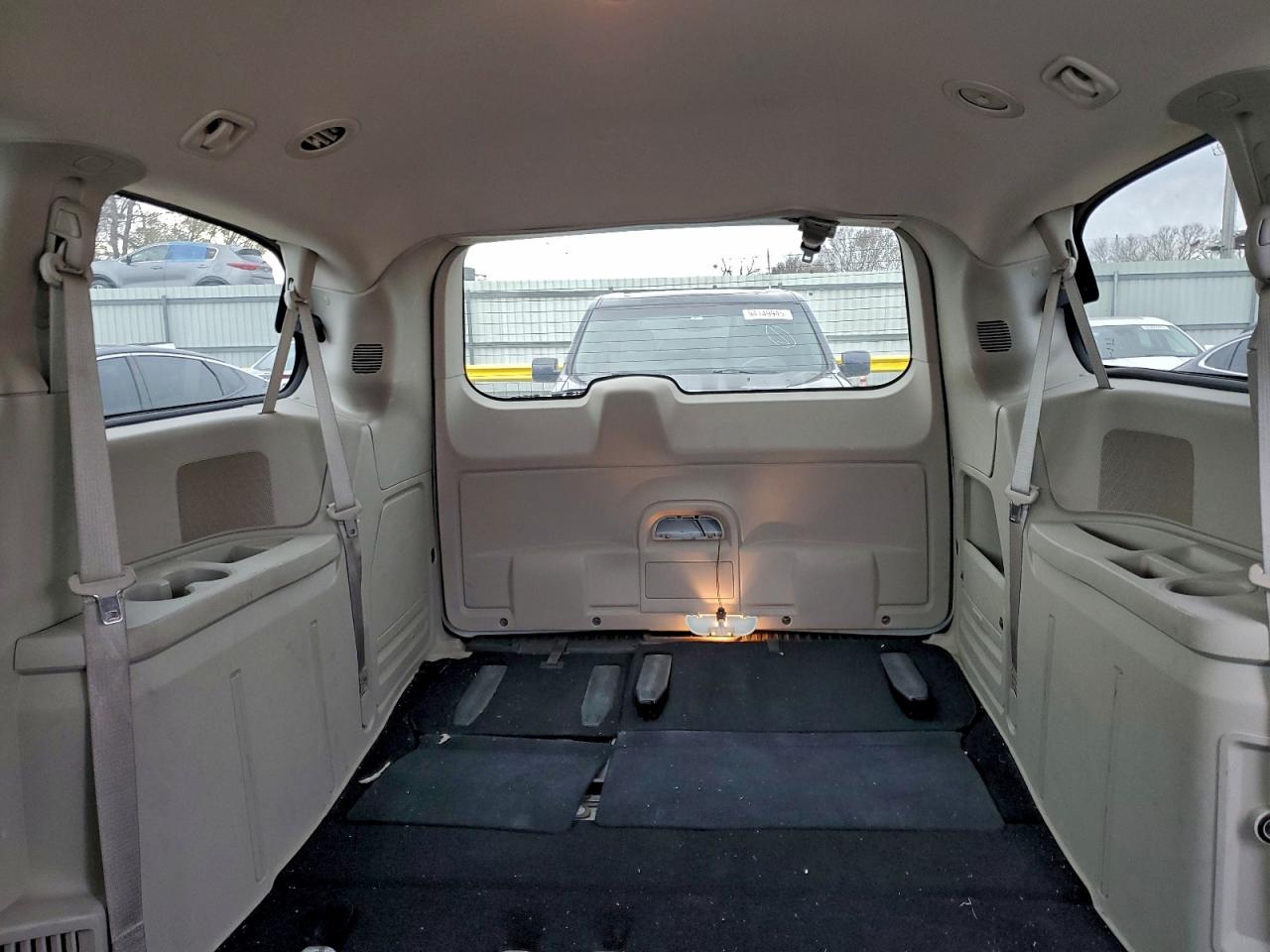 2013 DODGE GRAND CARAVAN SE photo 28