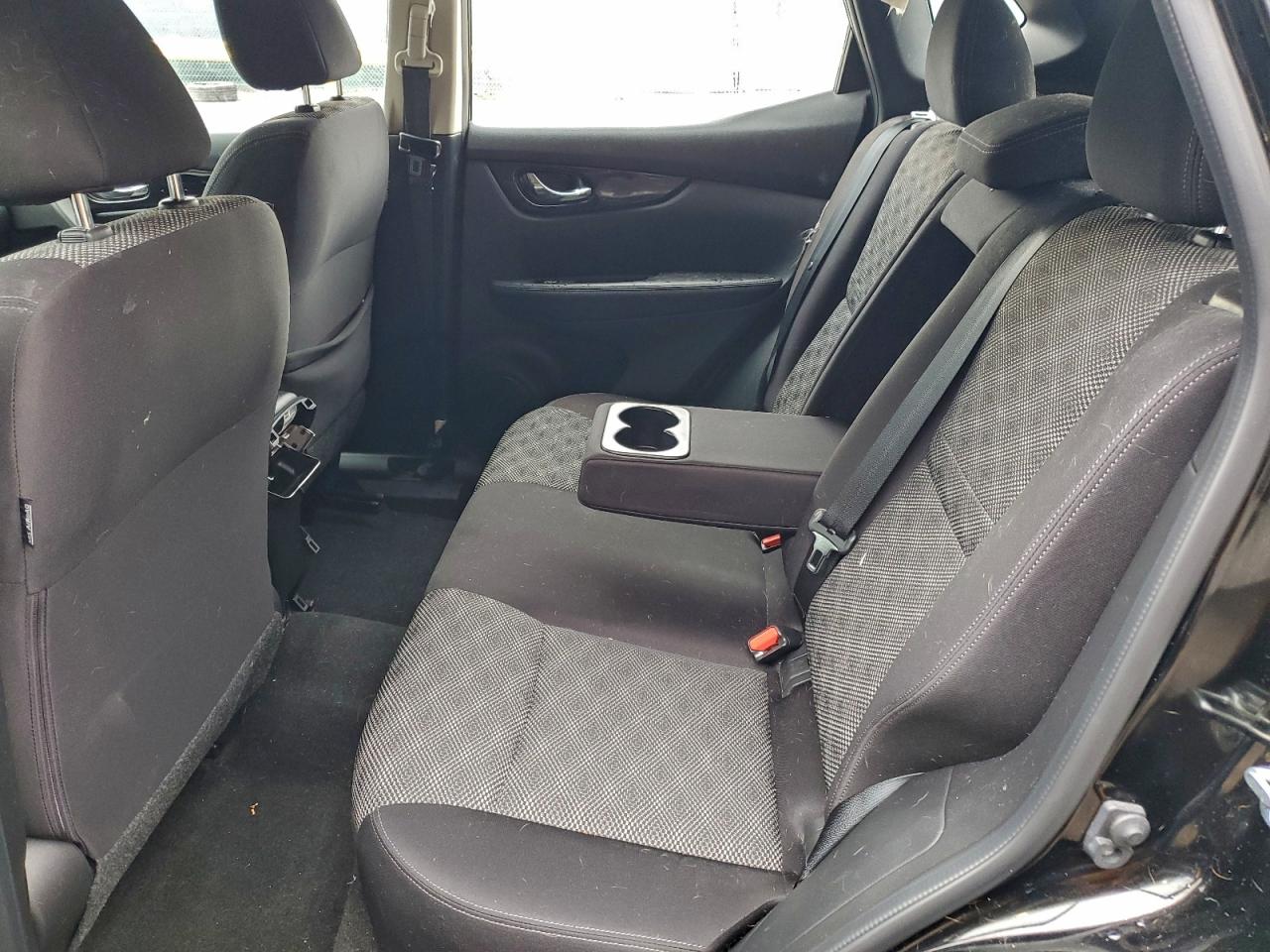 2019 NISSAN ROGUE SPORT S photo 31