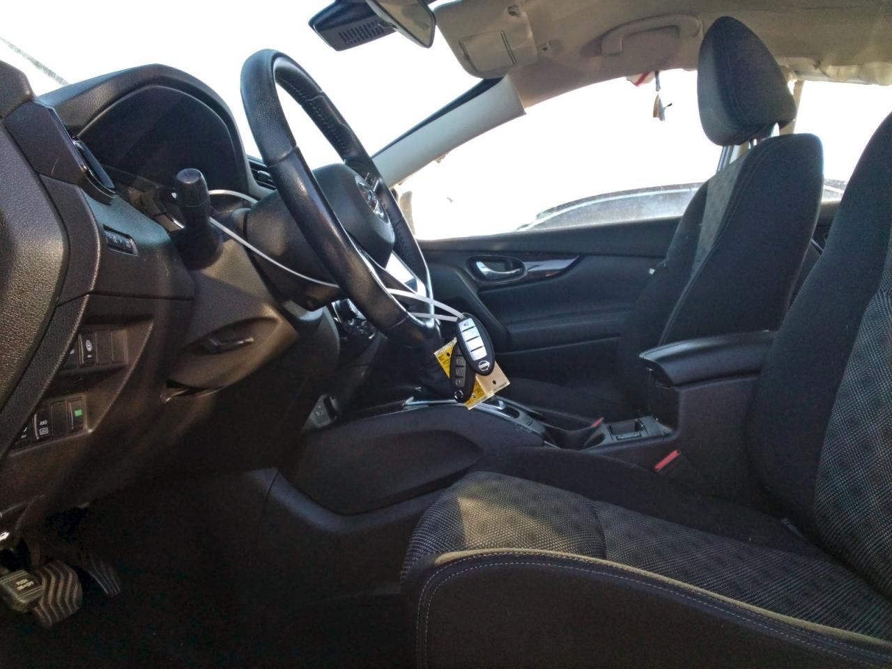 2019 NISSAN ROGUE SPORT S photo 19