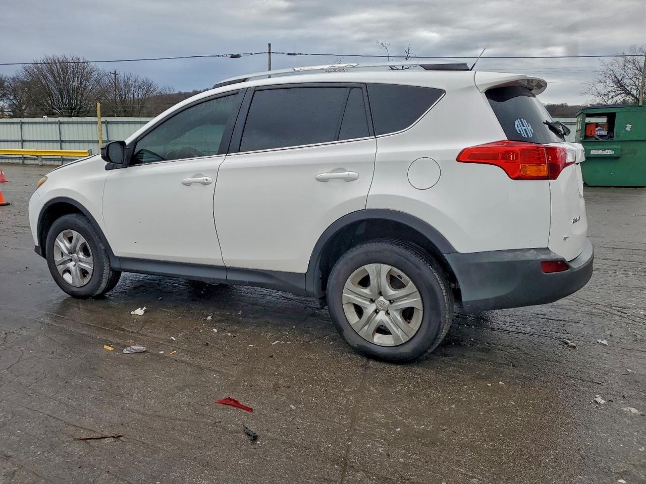 2014 TOYOTA RAV4 LE photo 2