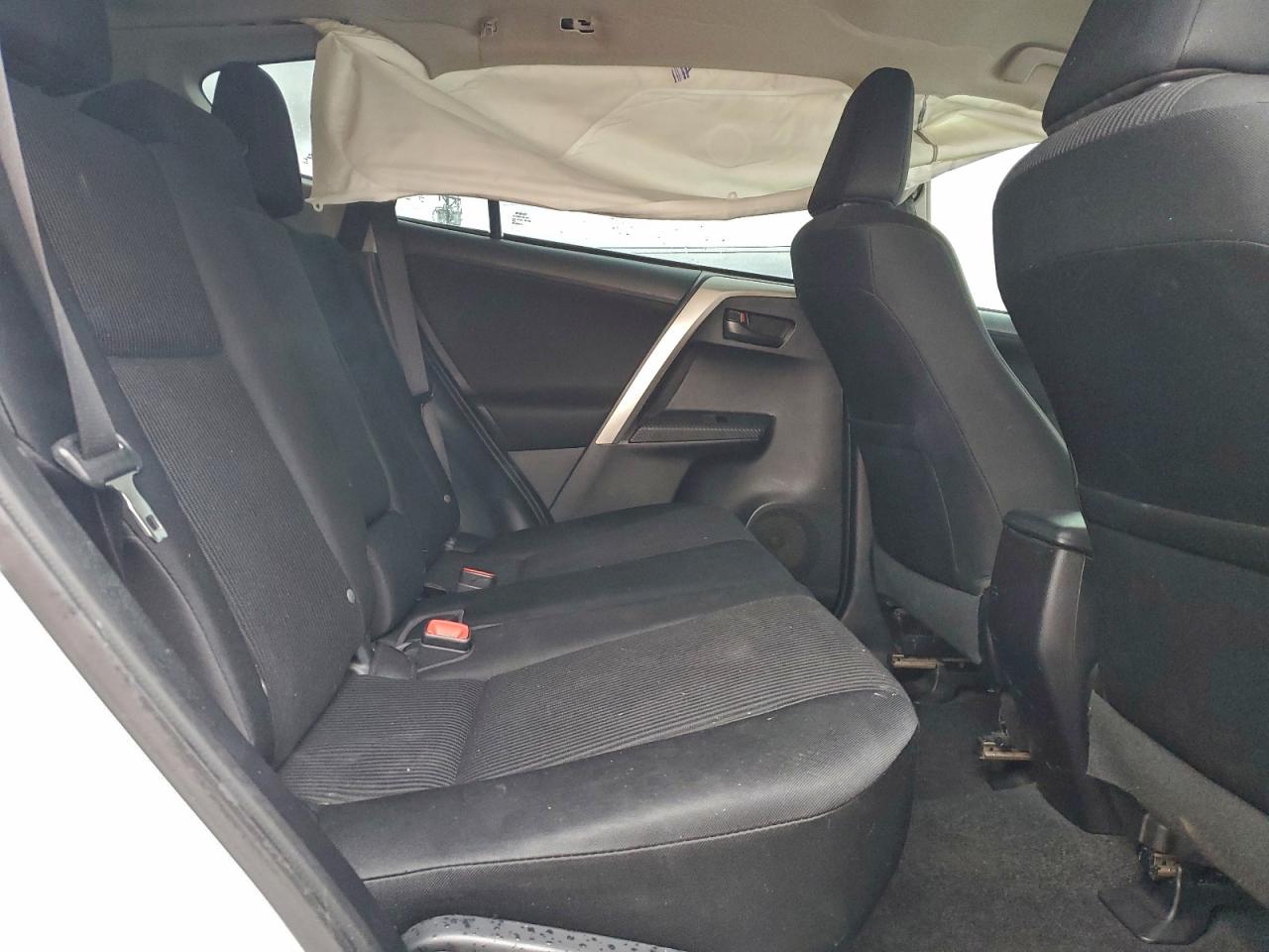 2014 TOYOTA RAV4 LE photo 11