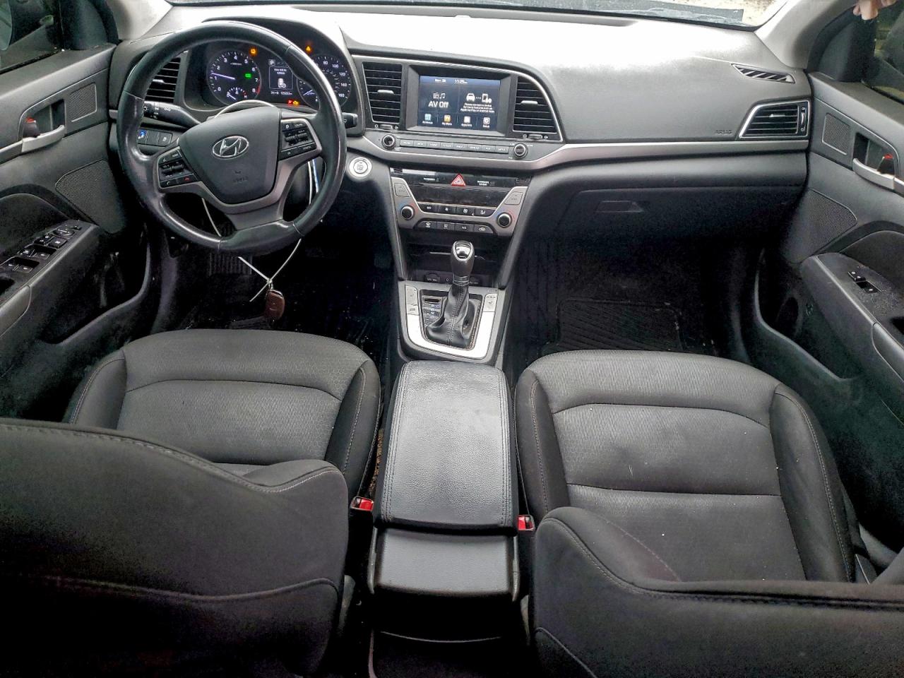 2017 HYUNDAI ELANTRA VALUE EDITION photo 8