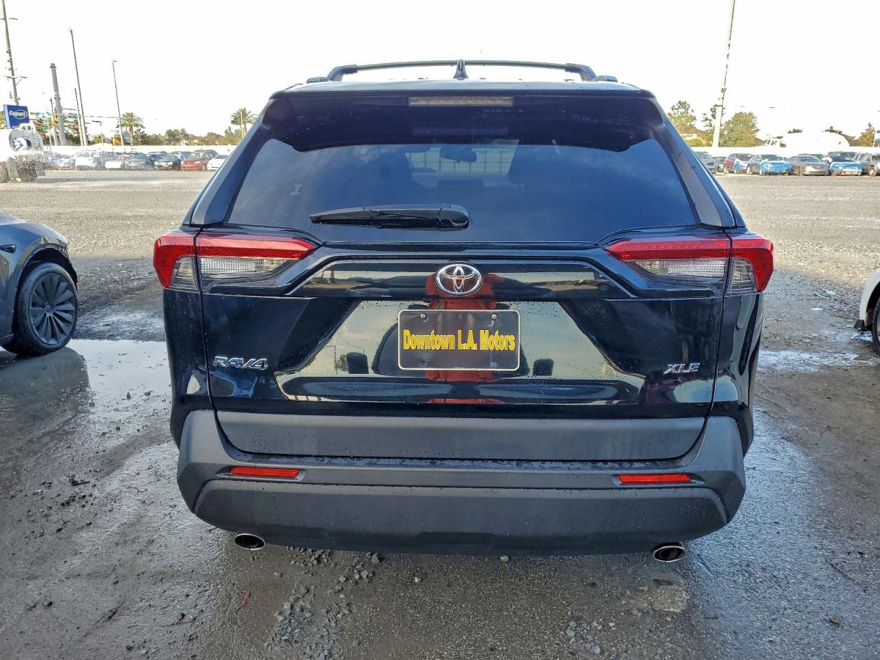 2019 TOYOTA RAV4 XLE PREMIUM photo 6