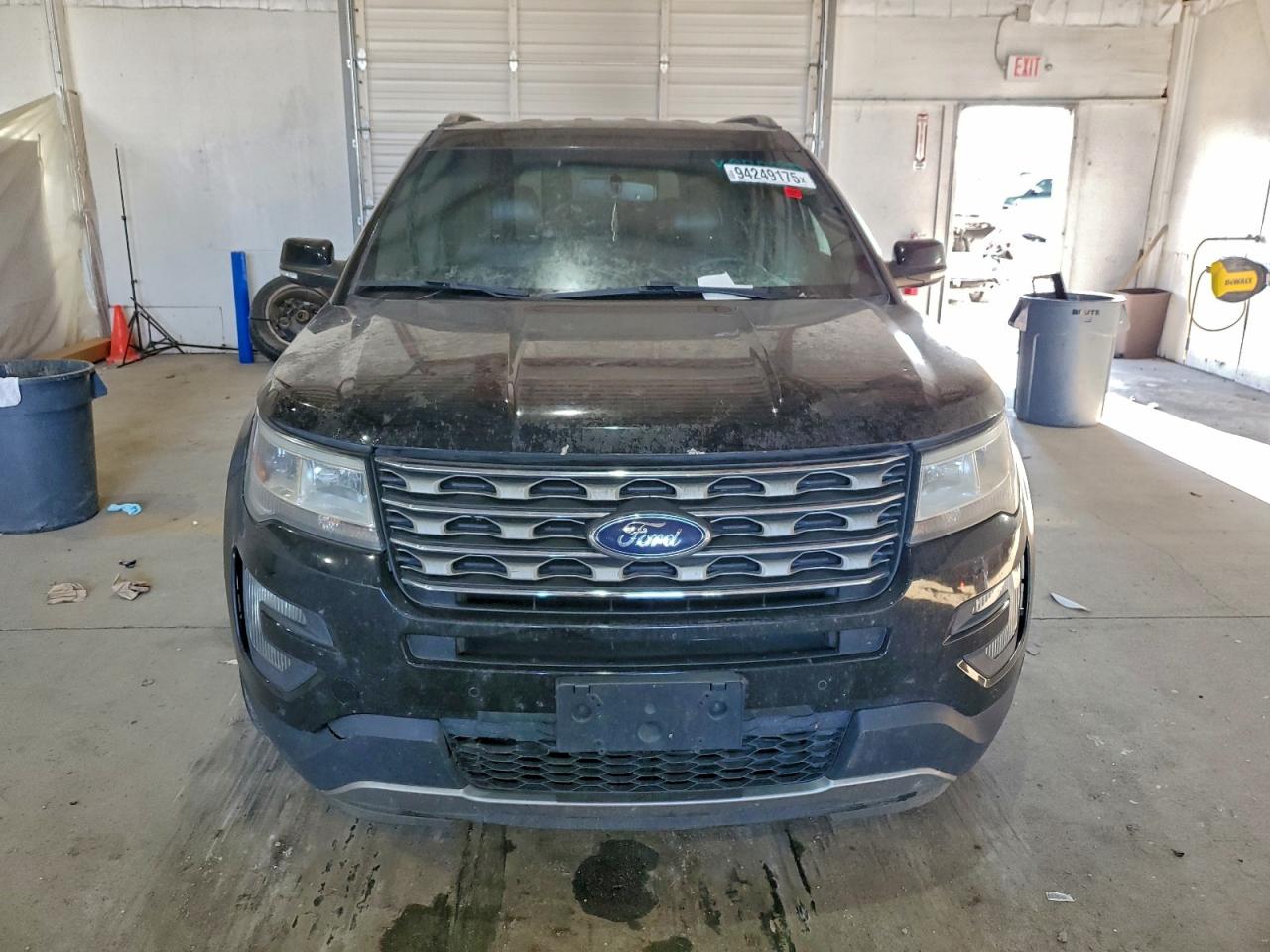 2016 FORD EXPLORER XLT photo 9