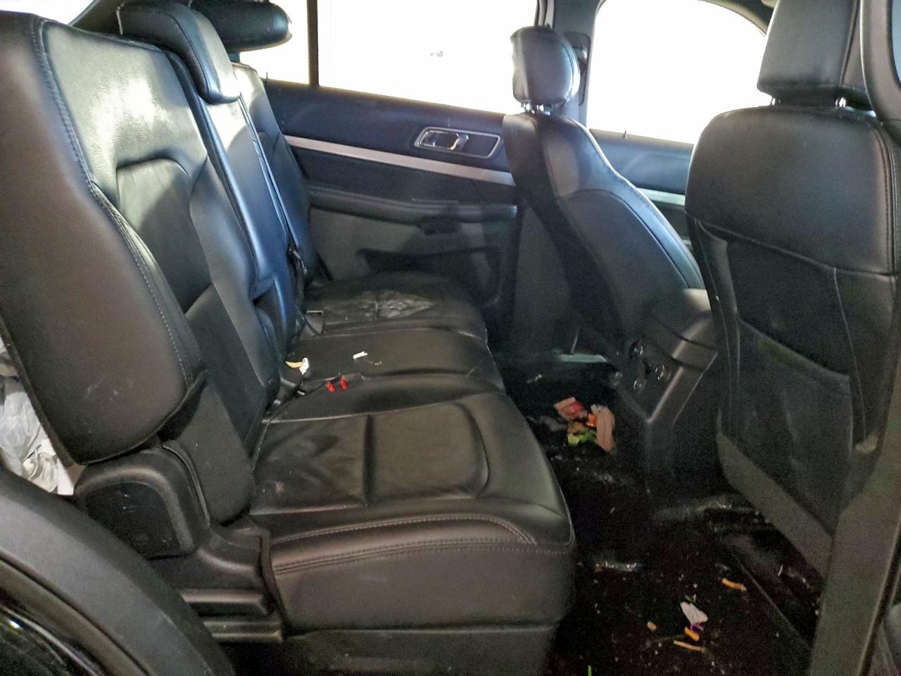 2016 FORD EXPLORER XLT photo 21