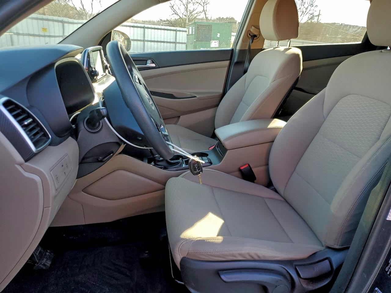 2019 HYUNDAI TUCSON SE photo 13