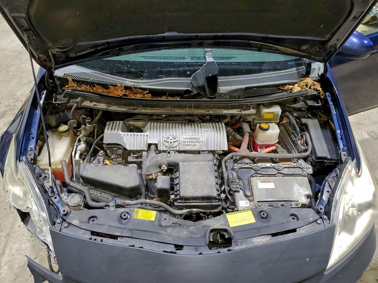 2012 TOYOTA PRIUS TWO photo 23