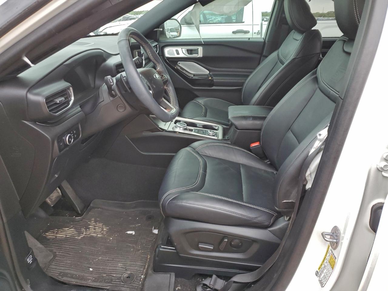 2023 FORD EXPLORER ST photo 13