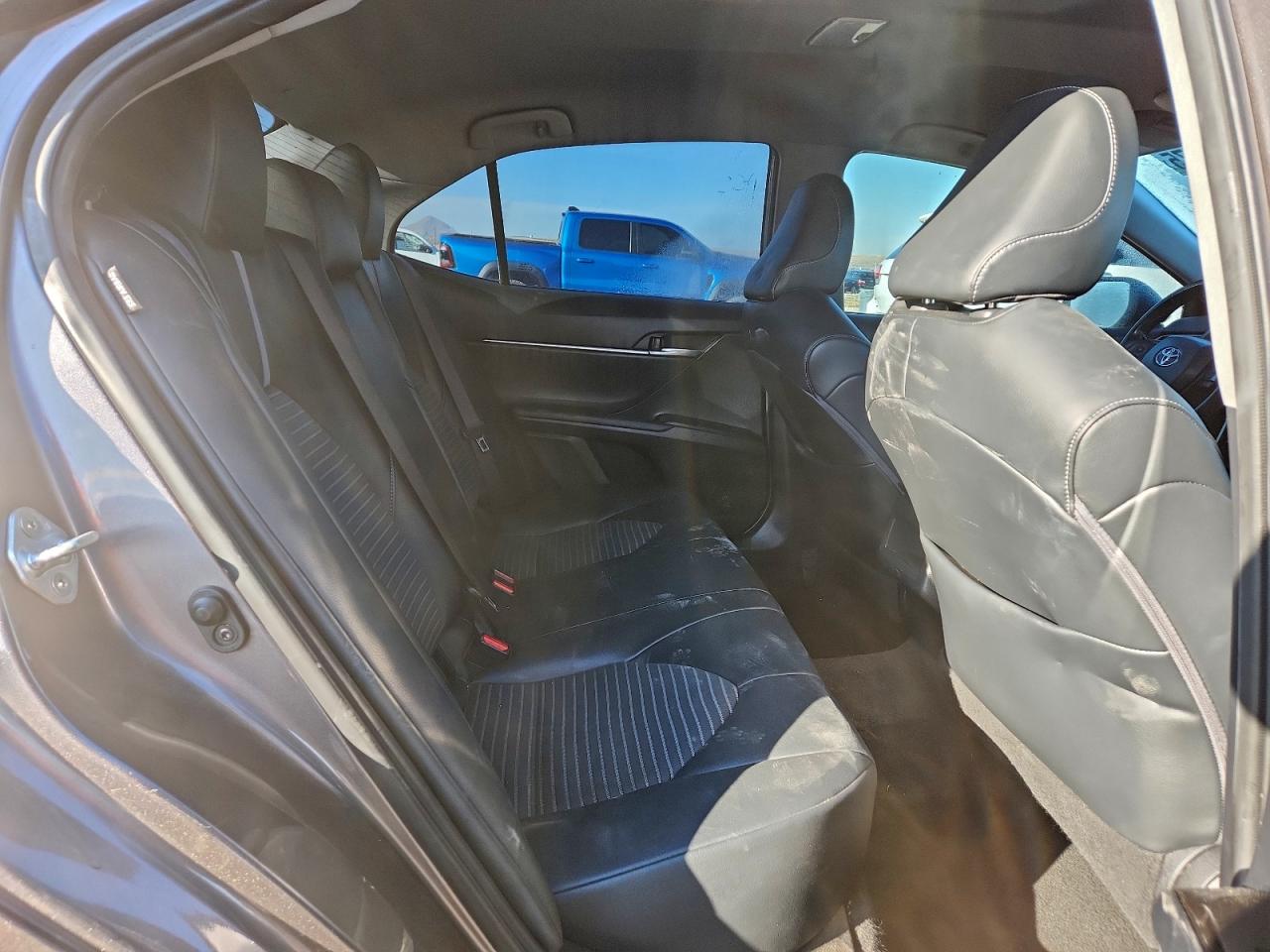 2021 TOYOTA CAMRY SE photo 10