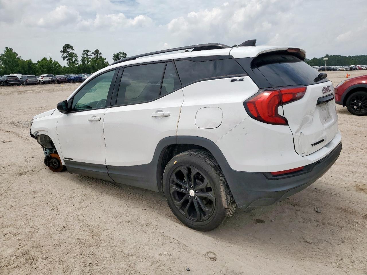 2019 GMC TERRAIN SLE photo 3