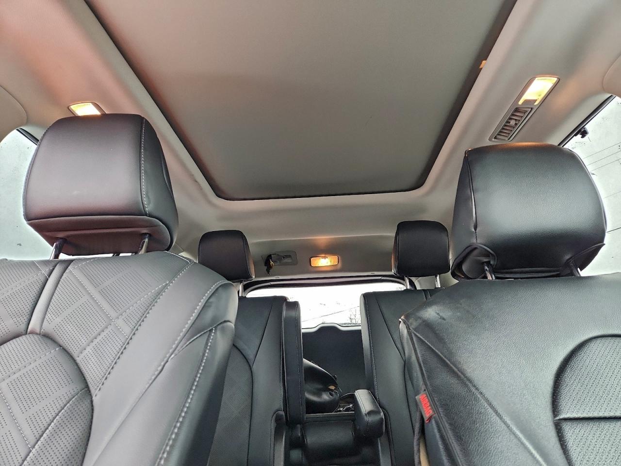 2021 TOYOTA HIGHLANDER HYBRID PLATINUM photo 10