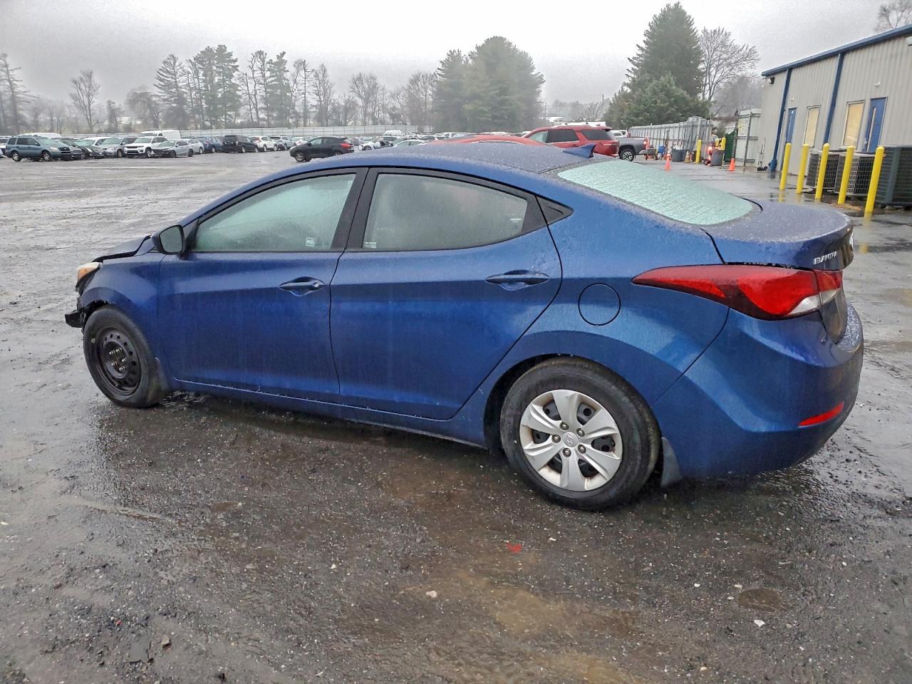 2016 HYUNDAI ELANTRA SE photo 2
