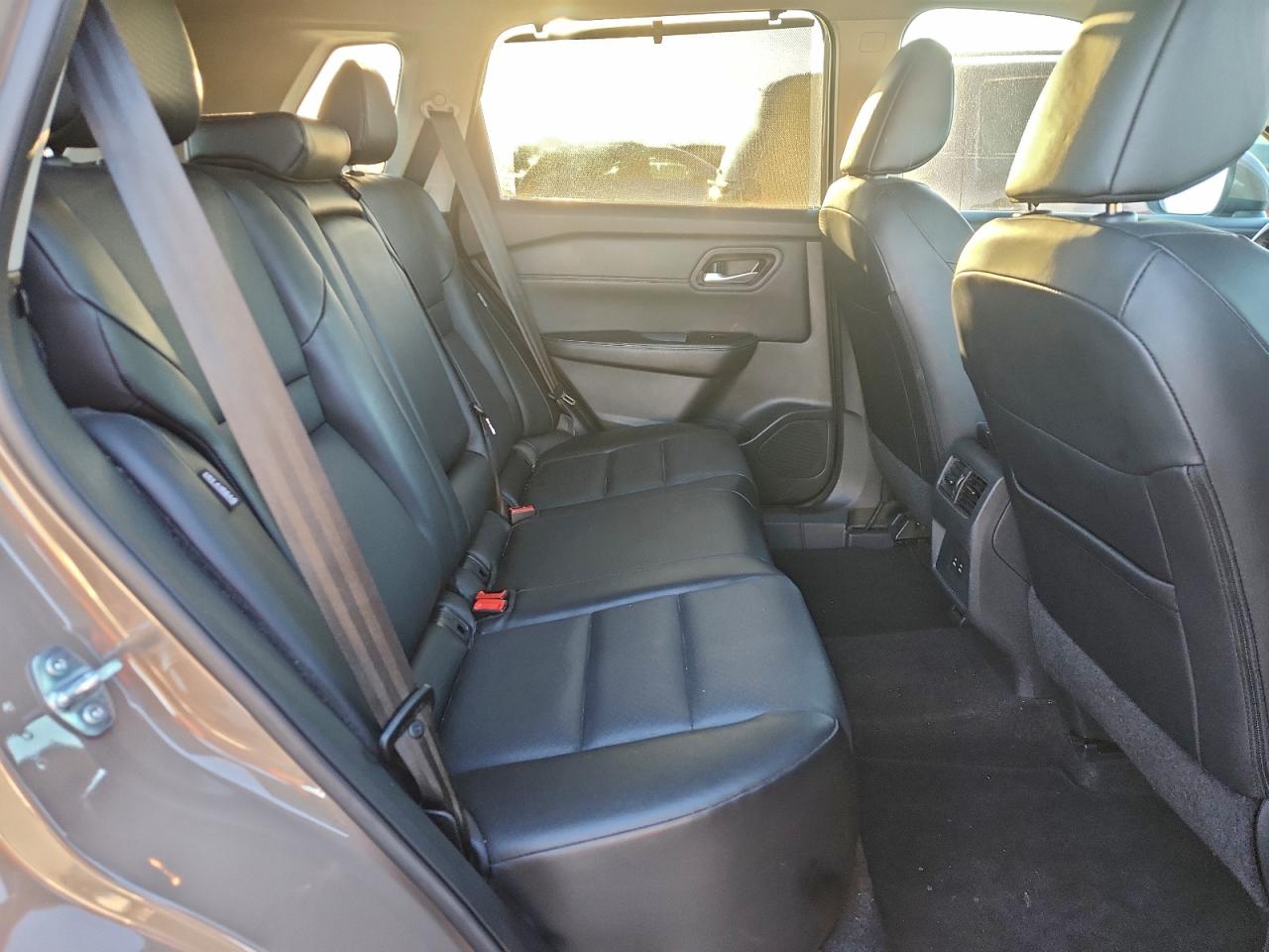 2024 NISSAN ROGUE SV photo 11