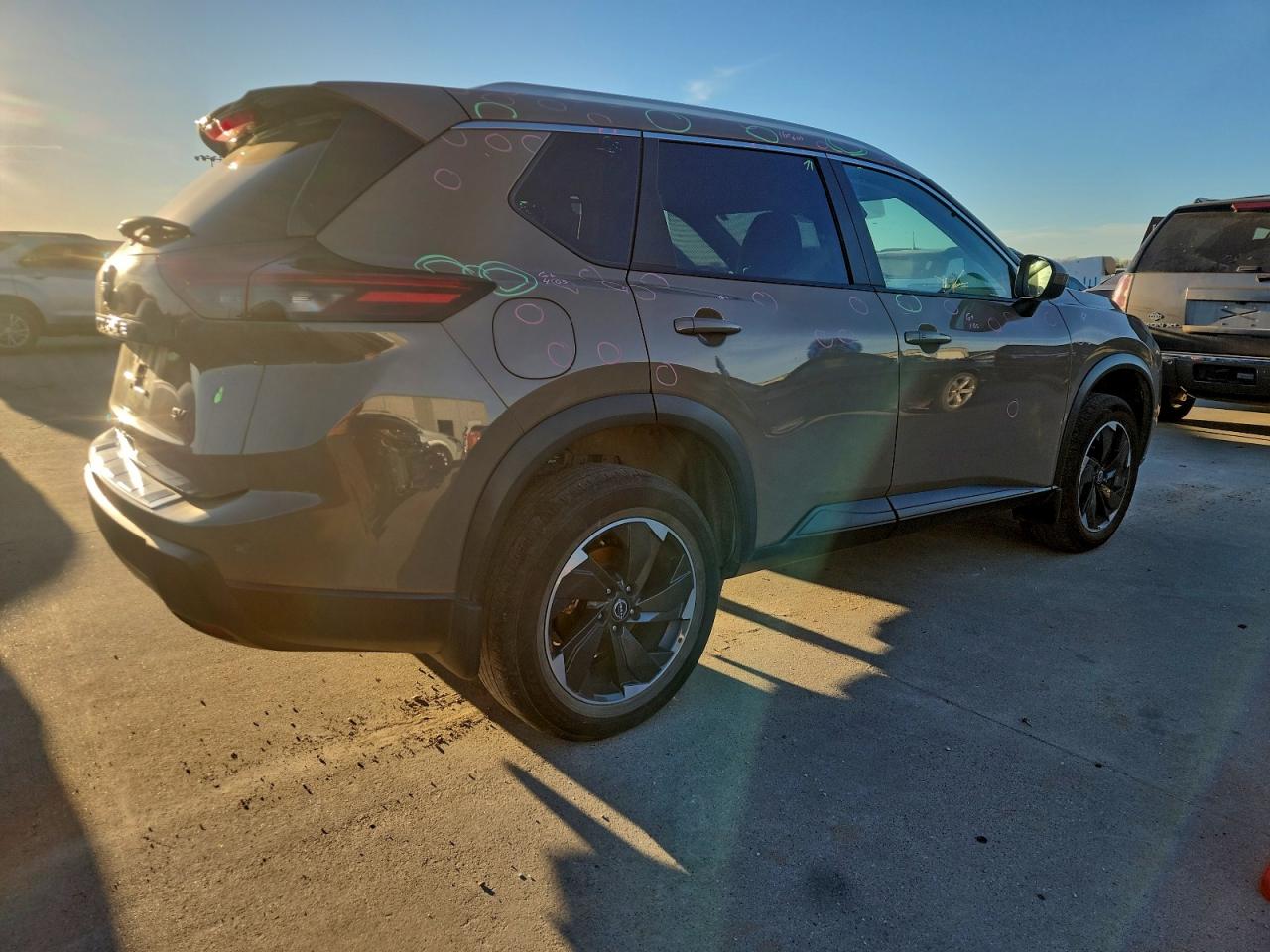 2024 NISSAN ROGUE SV photo 3