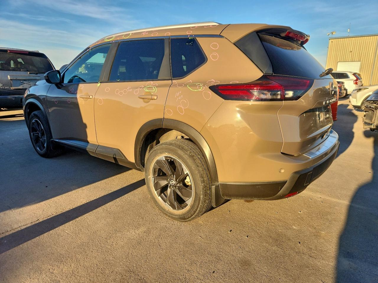2024 NISSAN ROGUE SV photo 2