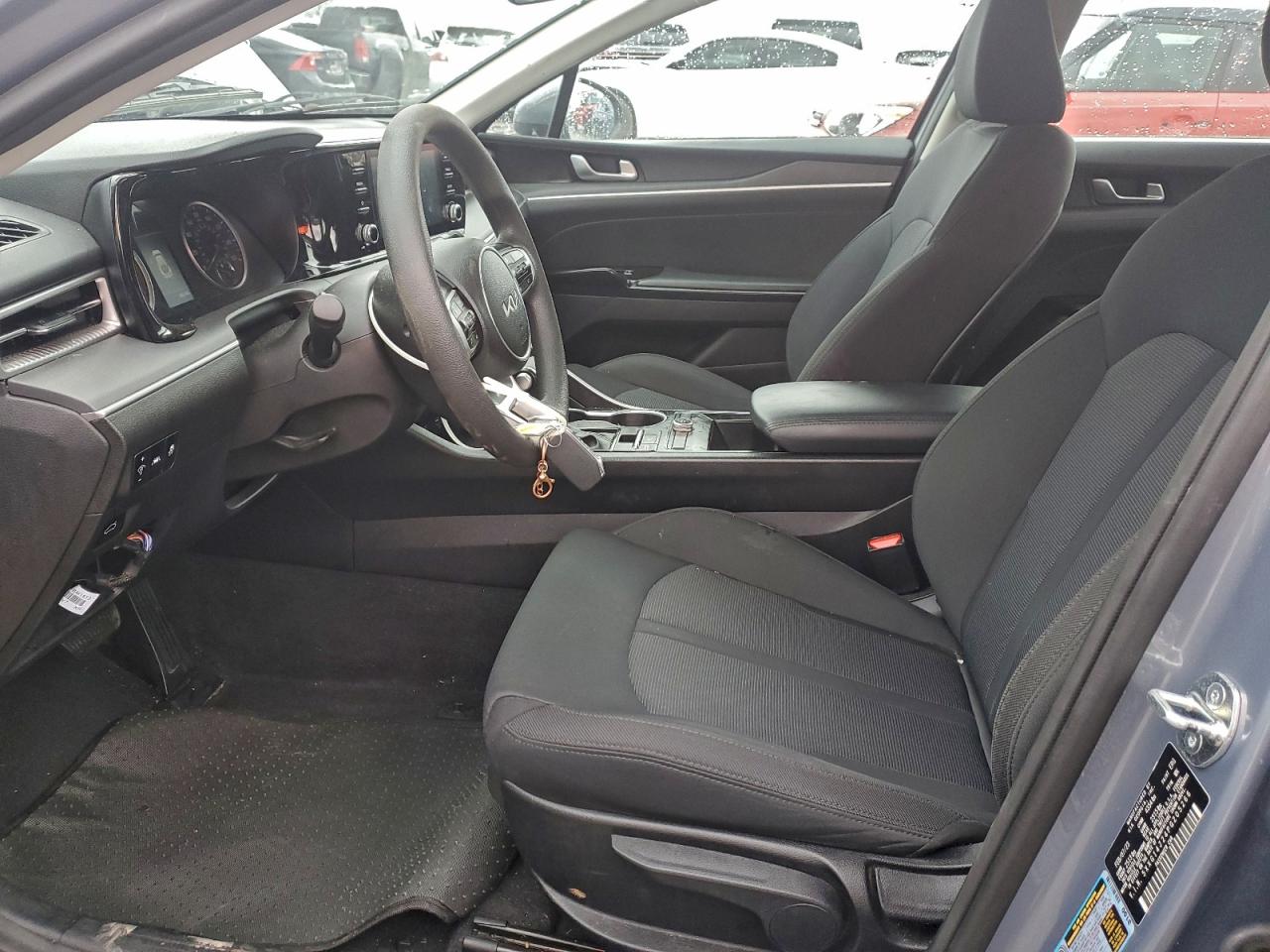 2023 KIA K5 LXS photo 7