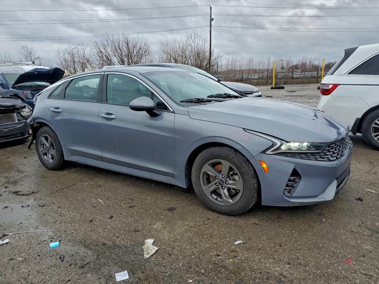 2023 KIA K5 LXS photo 4