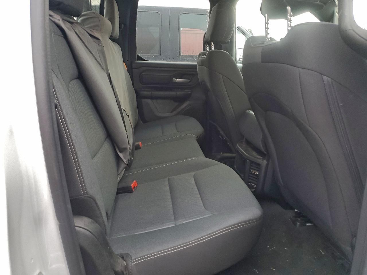 2023 RAM 1500 TRADESMAN photo 28