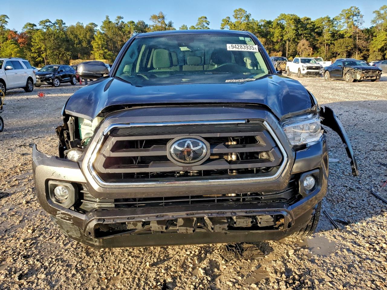 2022 TOYOTA TACOMA SR5 V6 photo 9