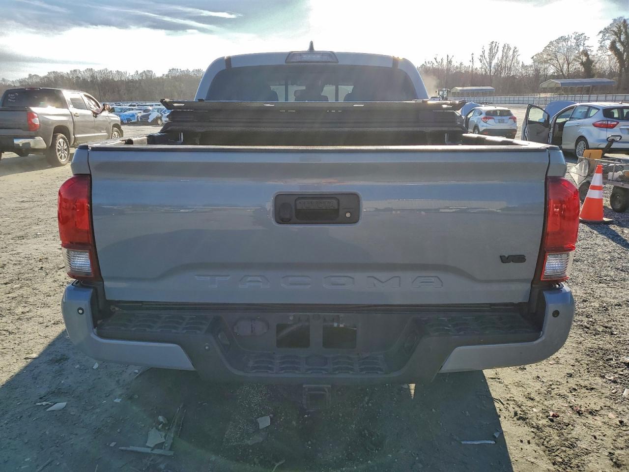 2019 TOYOTA TACOMA DOUBLE CAB photo 16