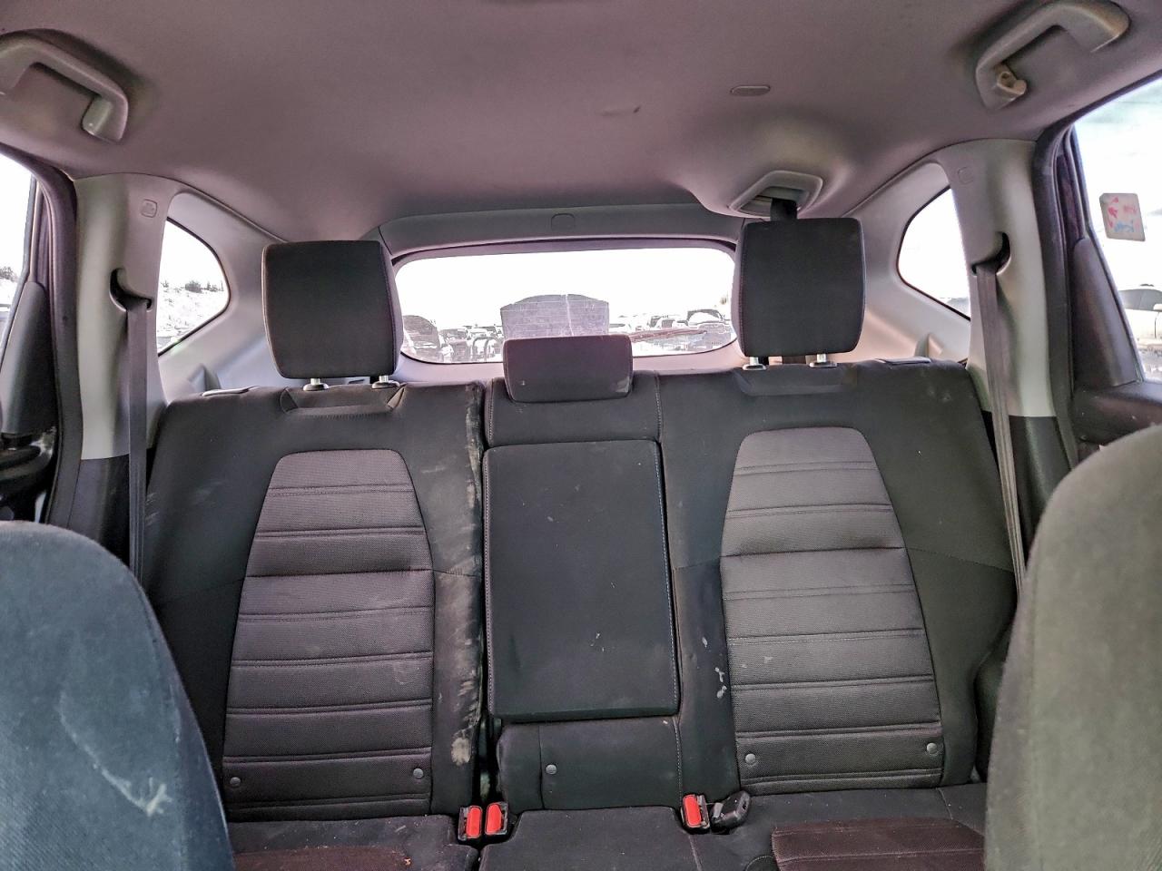 2017 HONDA CR-V LX photo 10