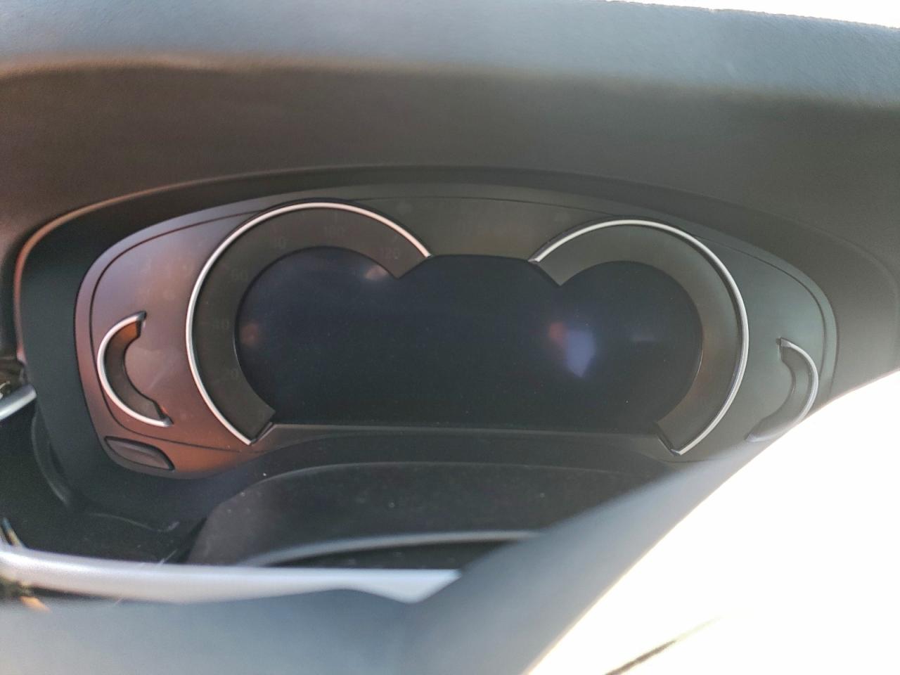 2019 BMW 530E photo 9