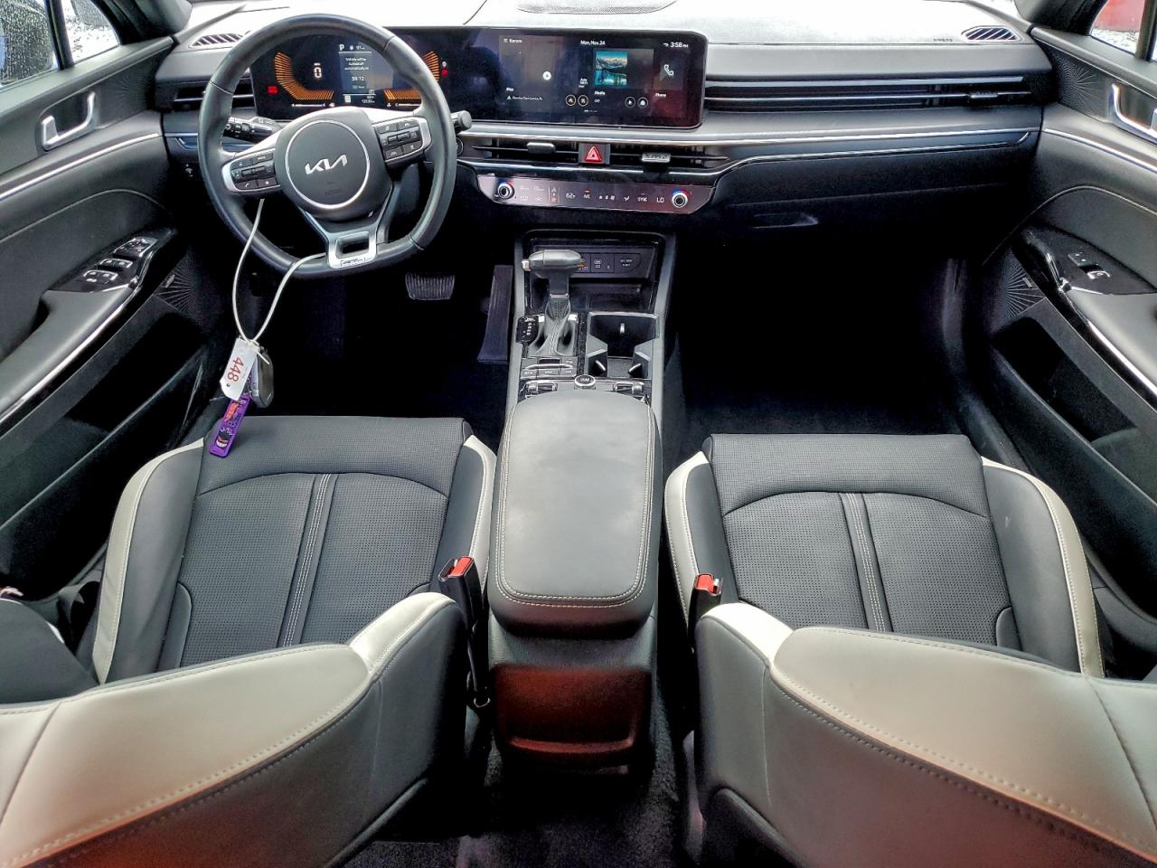 2025 KIA K5 GT-LINE photo 8