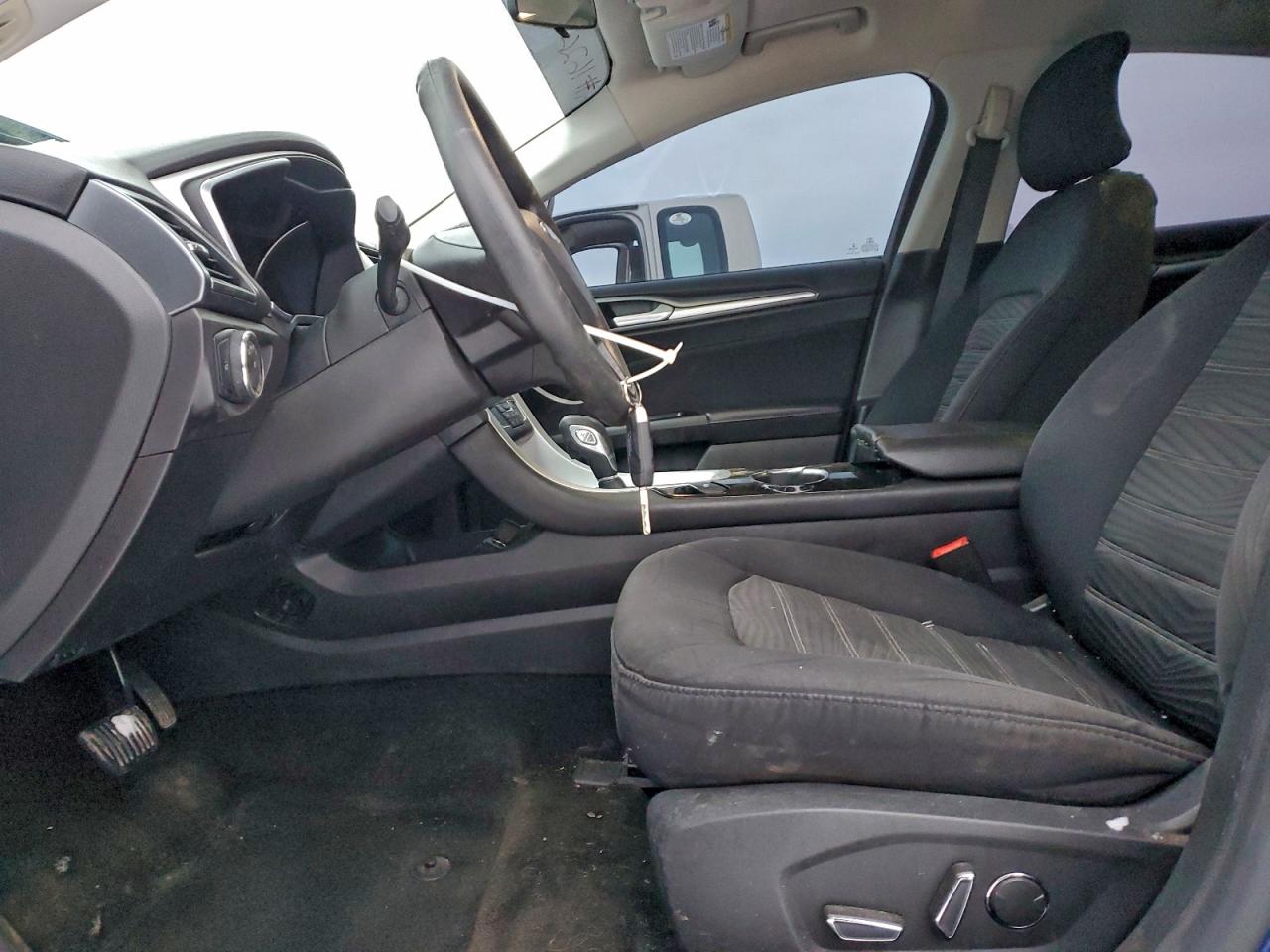 2016 FORD FUSION SE photo 13