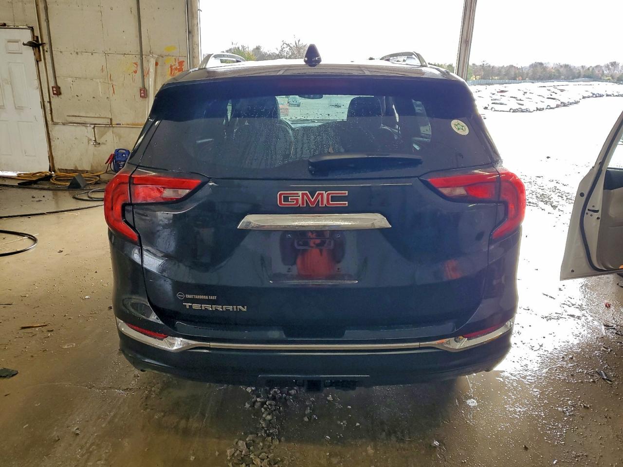 2018 GMC TERRAIN SLT photo 16