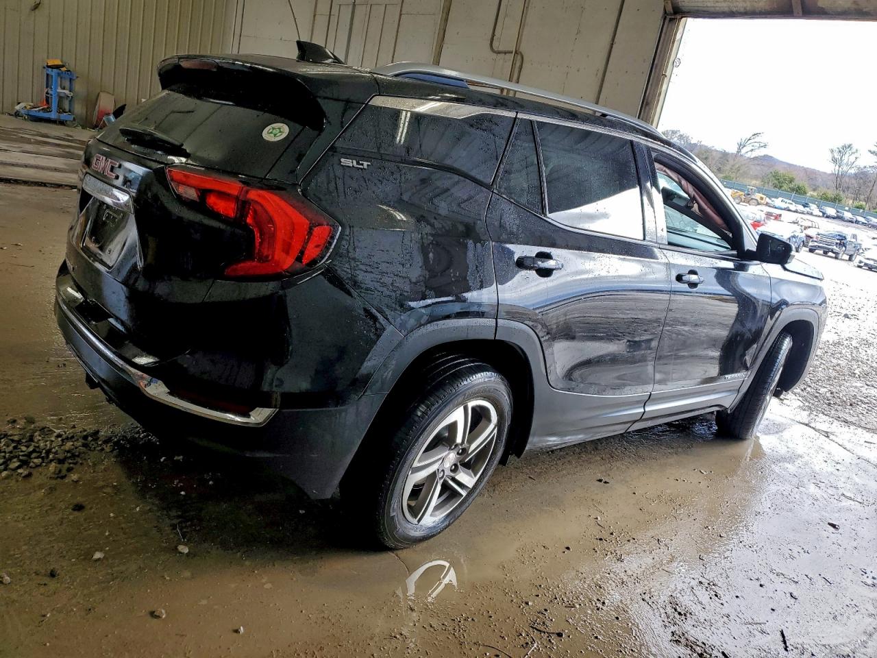 2018 GMC TERRAIN SLT photo 7