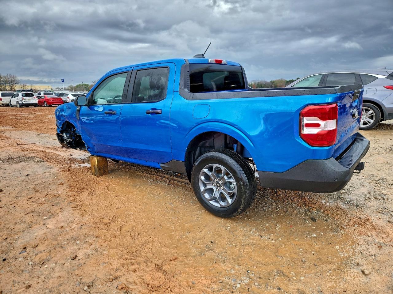 2025 FORD MAVERICK XLT photo 2