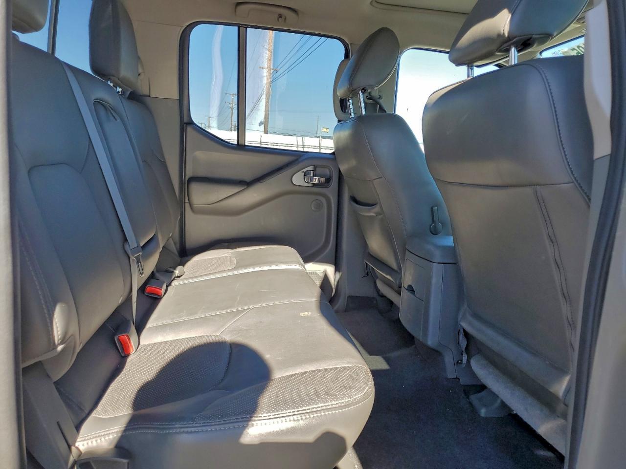 2019 NISSAN FRONTIER S photo 28