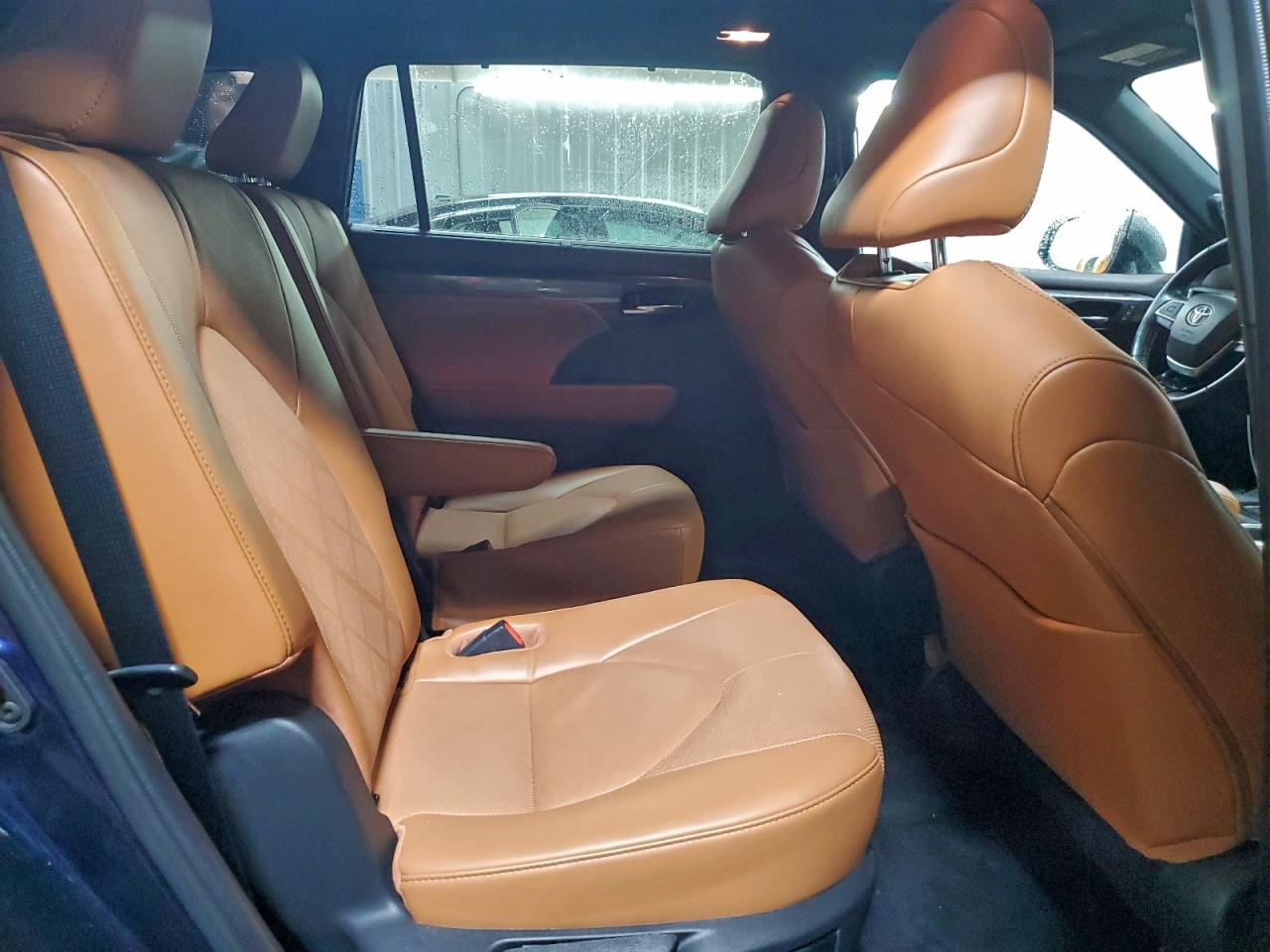 2022 TOYOTA HIGHLANDER HYBRID PLATINUM photo 10