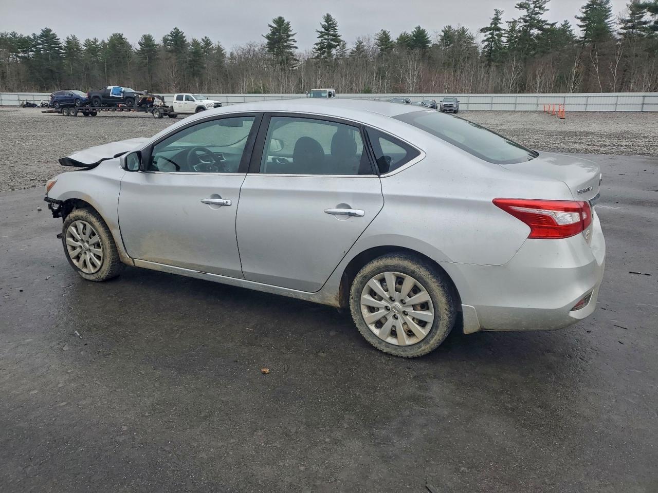 2016 NISSAN SENTRA S photo 2