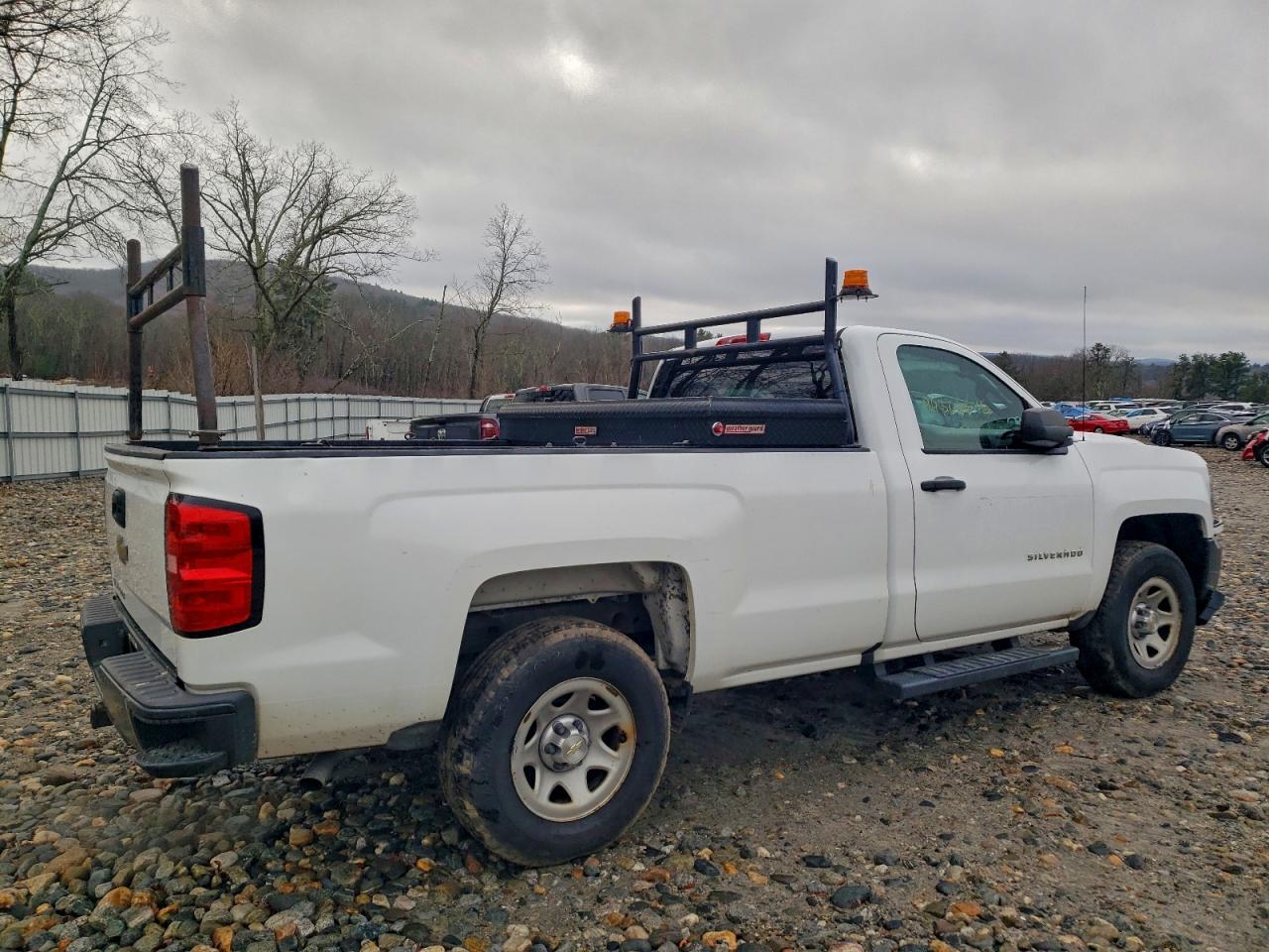 2018 CHEVROLET SILVERADO K1500 photo 5