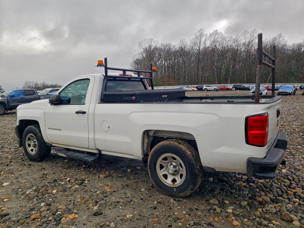 2018 CHEVROLET SILVERADO K1500 photo 3