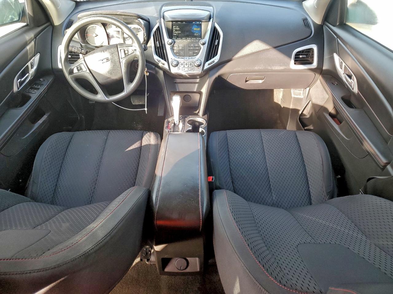 2015 GMC TERRAIN SLE photo 15