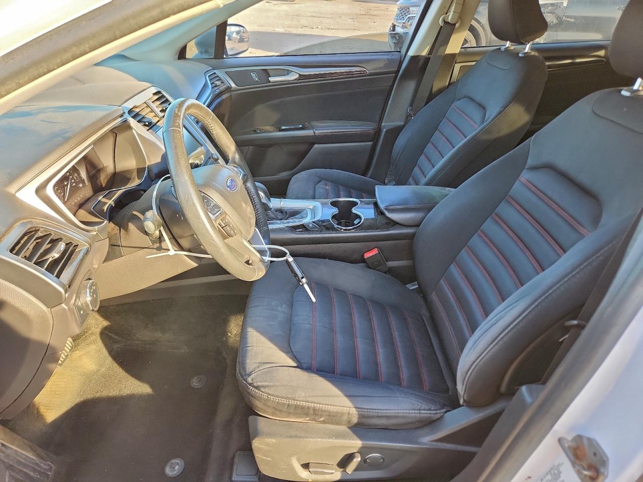 2016 FORD FUSION SE photo 7