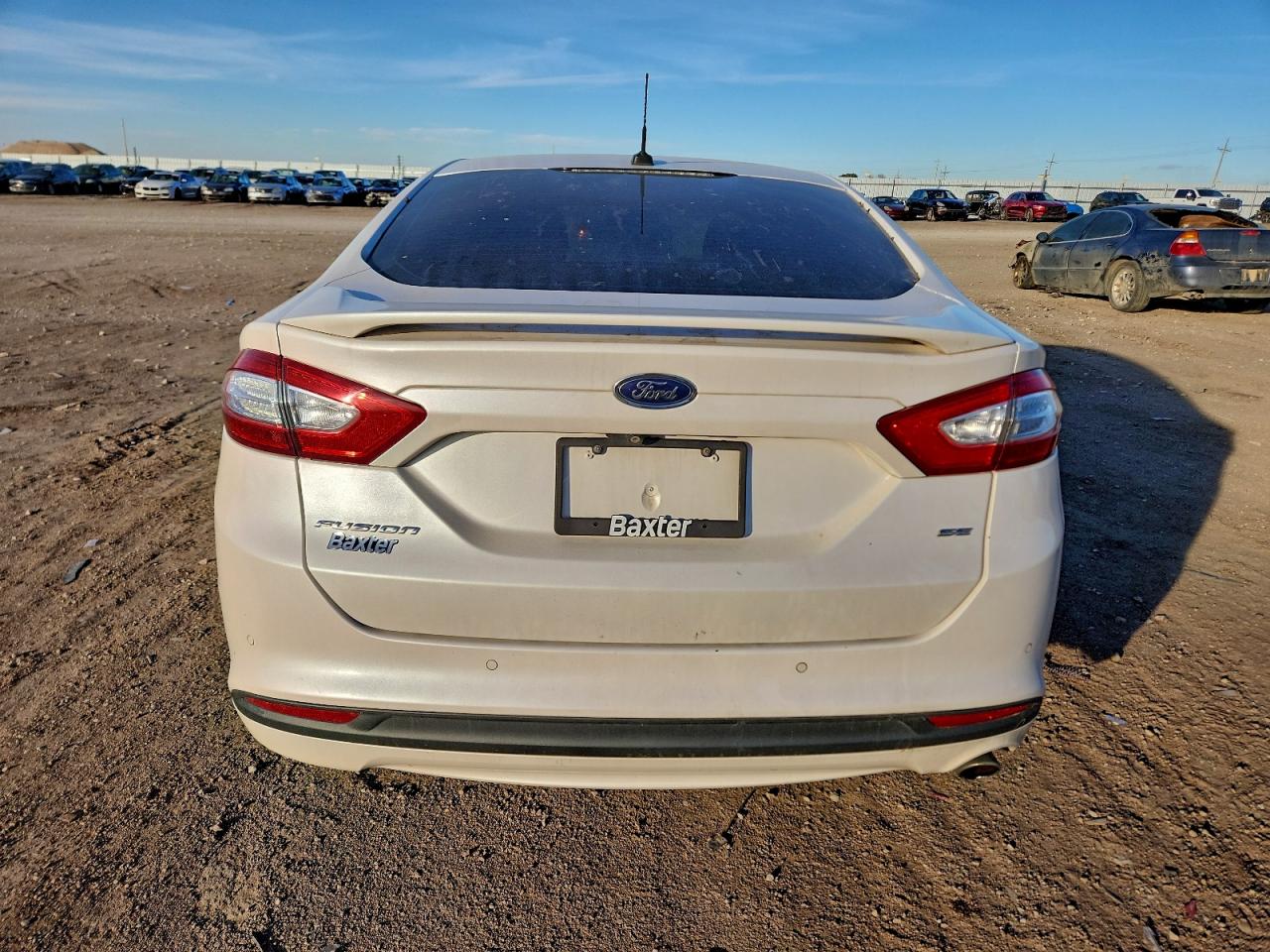 2016 FORD FUSION SE photo 6