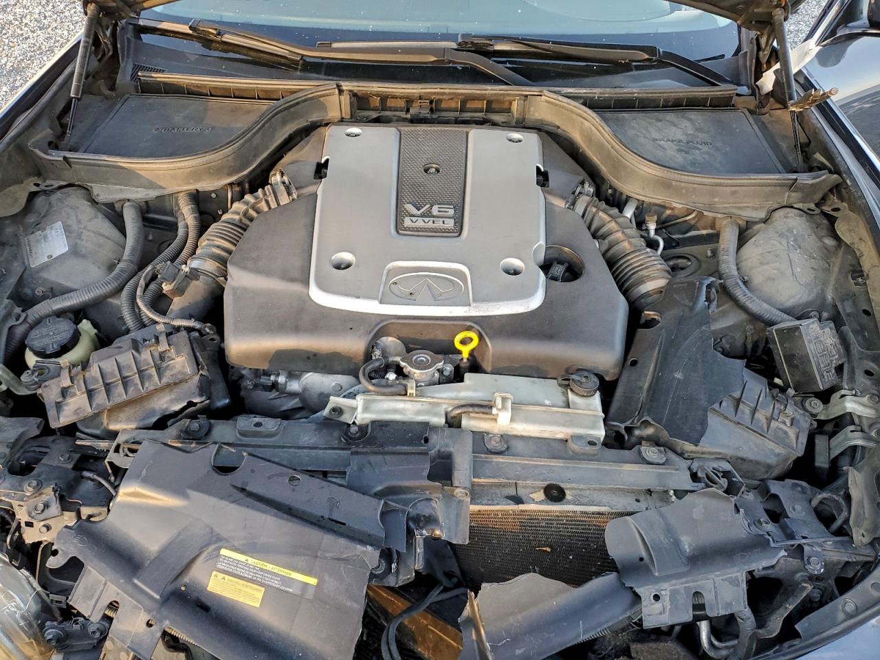 2010 INFINITI G37 photo 31