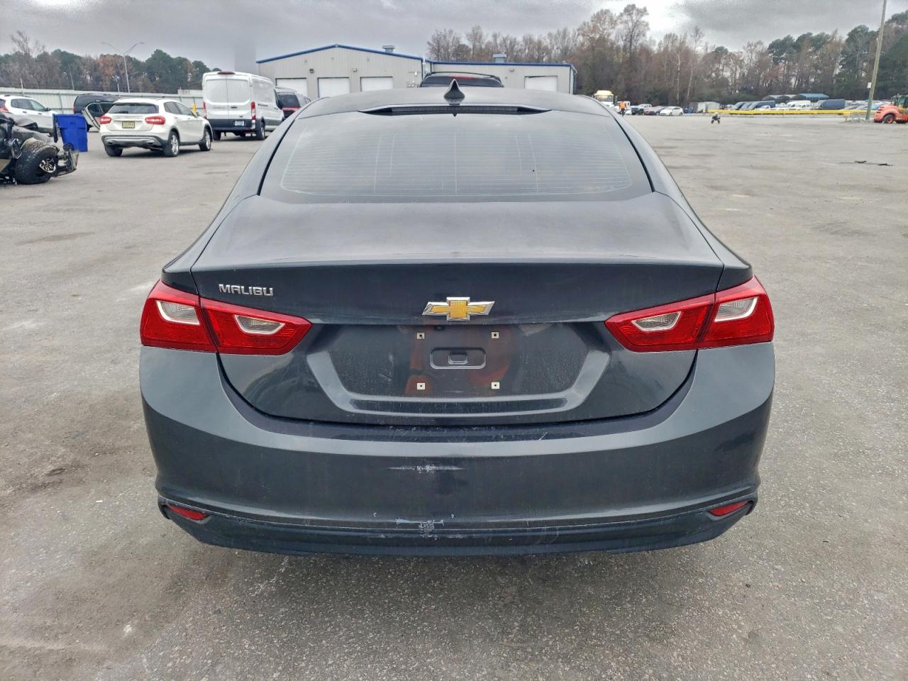 2017 CHEVROLET MALIBU LS photo 6