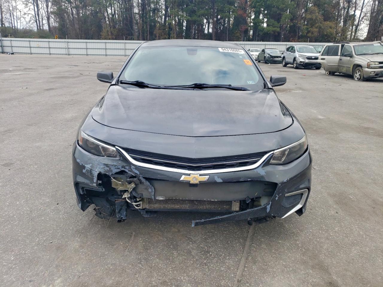 2017 CHEVROLET MALIBU LS photo 5