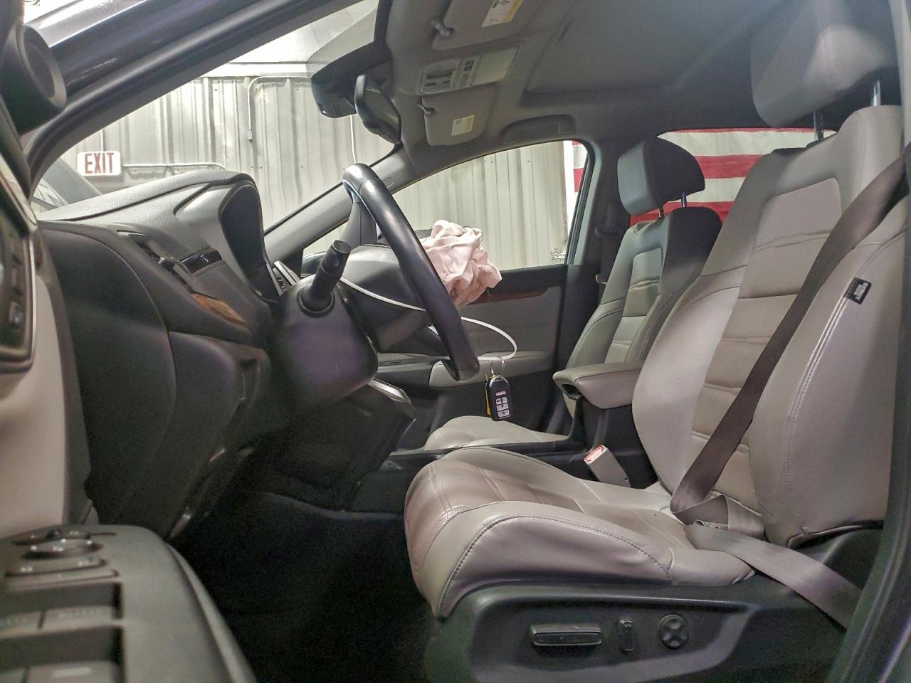 2017 HONDA CR-V TOURING photo 19
