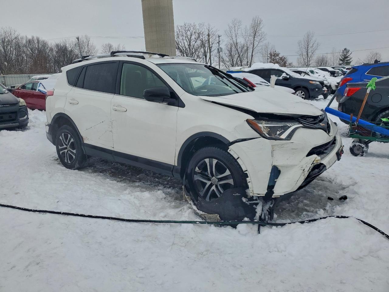 2016 TOYOTA RAV4 LE photo 10