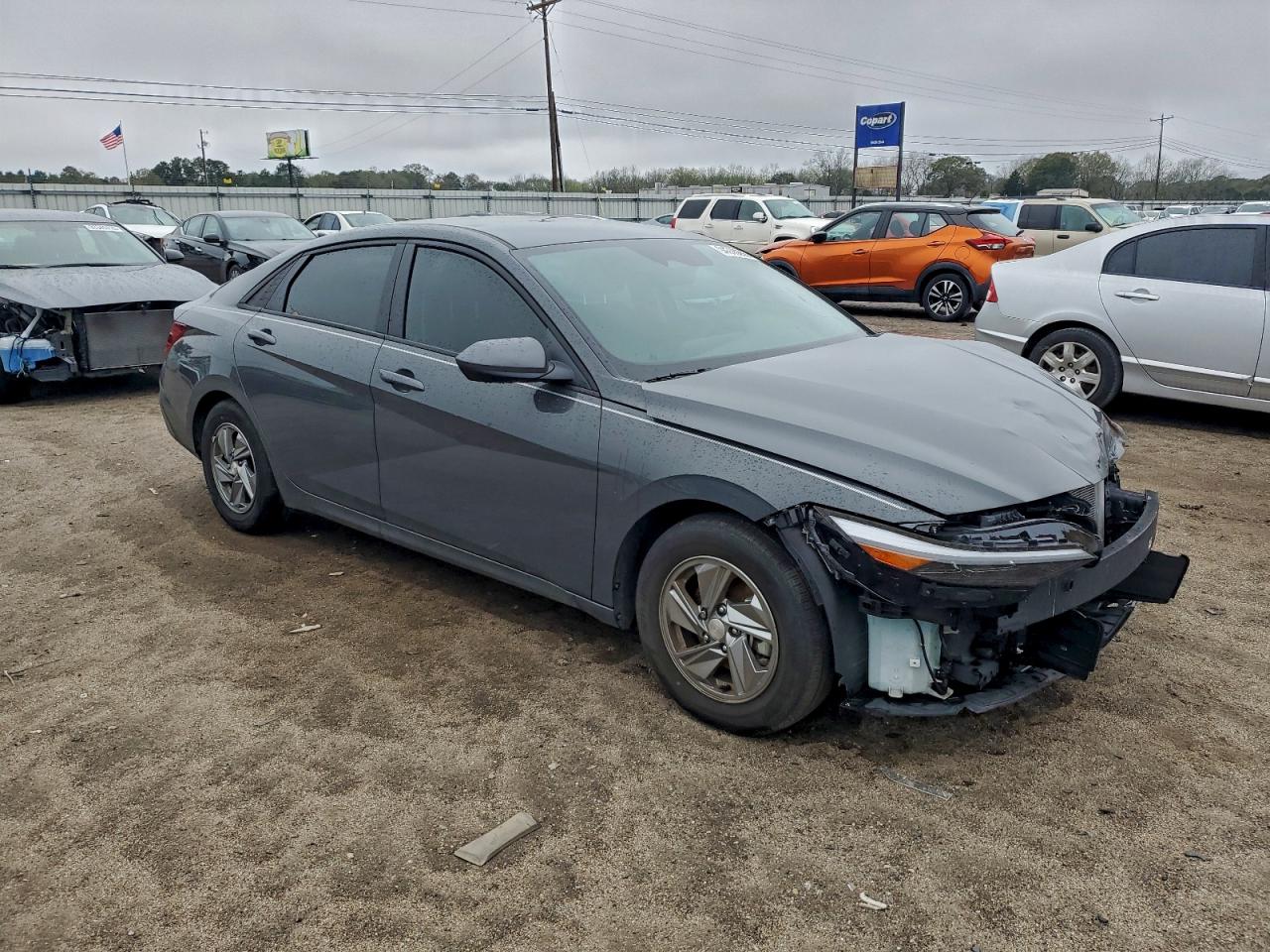 2024 HYUNDAI ELANTRA SE photo 4