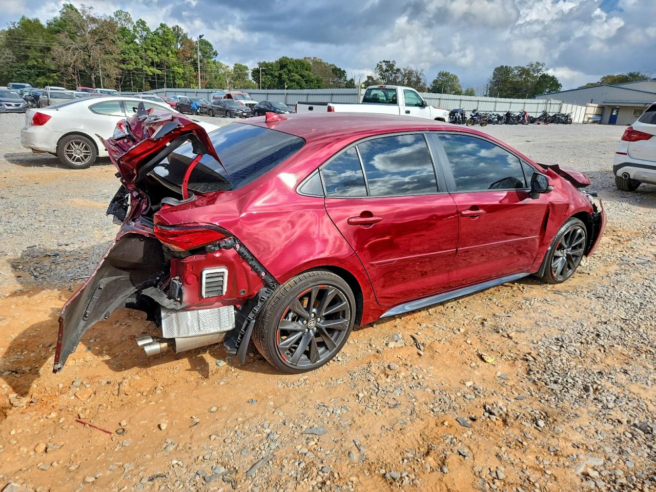 2024 TOYOTA COROLLA LE photo 3