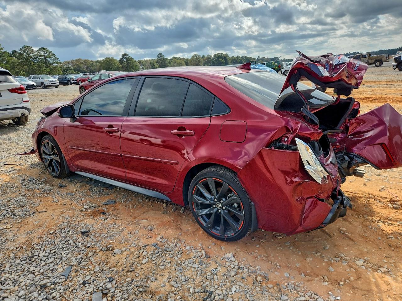 2024 TOYOTA COROLLA LE photo 2