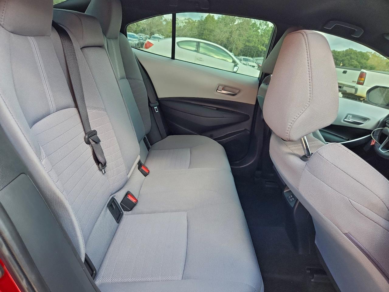 2024 TOYOTA COROLLA LE photo 10